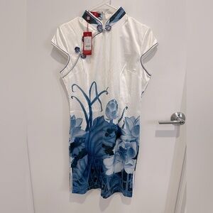 ✨NWT ✨ Blue White Qipao / Cheongsam / Mandarin Gown
